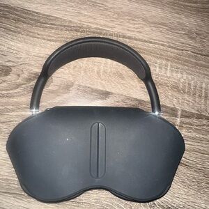 Apple AirPod max headphones